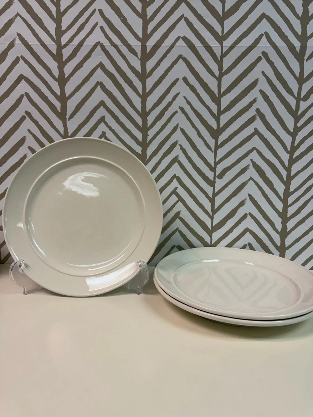 Williams Sonoma Large White Rimmed Dinner Plates Set of 3
